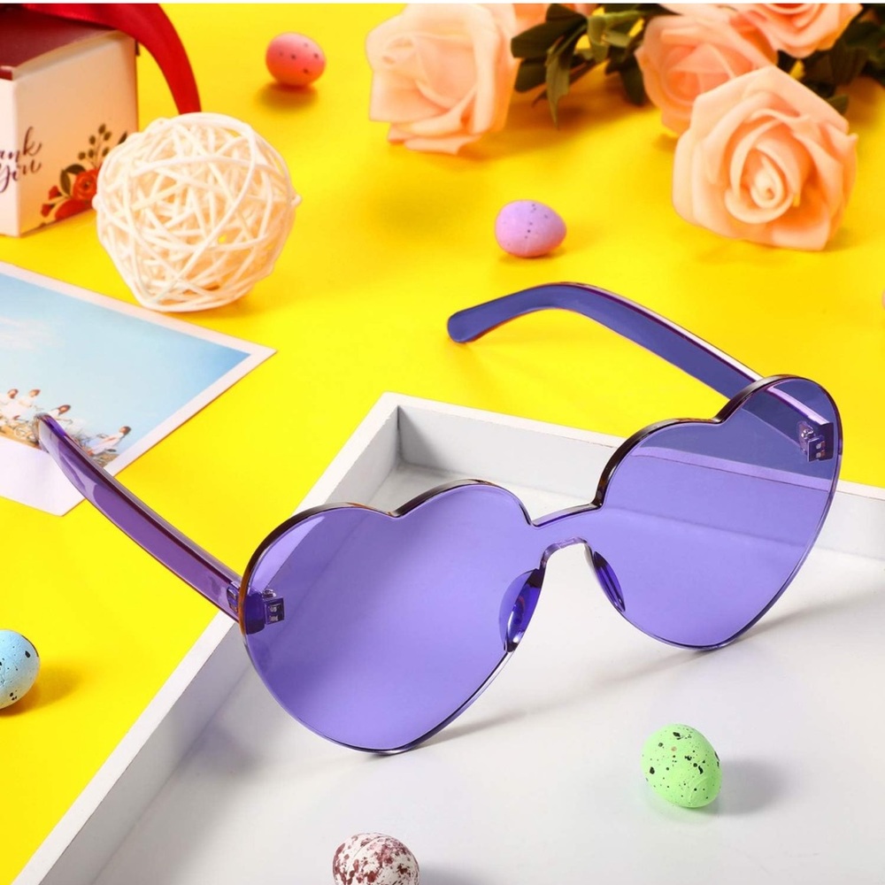 Plastic Purple Heart sunglasses